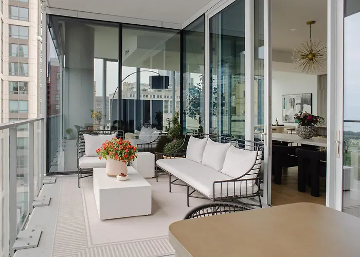 Premier Penthouses And With Captivating Views Of Millennium Park Apartment Chicago