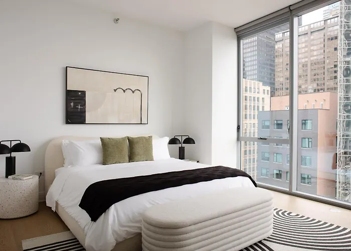 Apartment Premier Penthouses And With Captivating Views Of Millennium Park