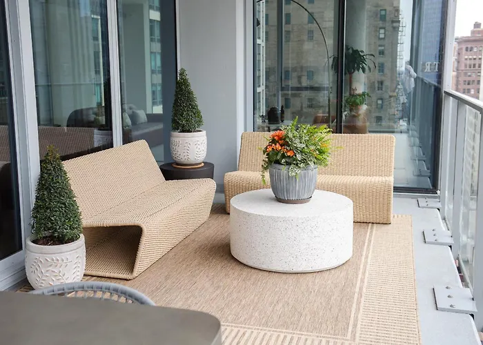 Premier Penthouses And With Captivating Views Of Millennium Park Apartment Chicago
