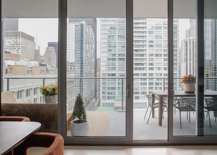 Premier Penthouses And With Captivating Views Of Millennium Park *
