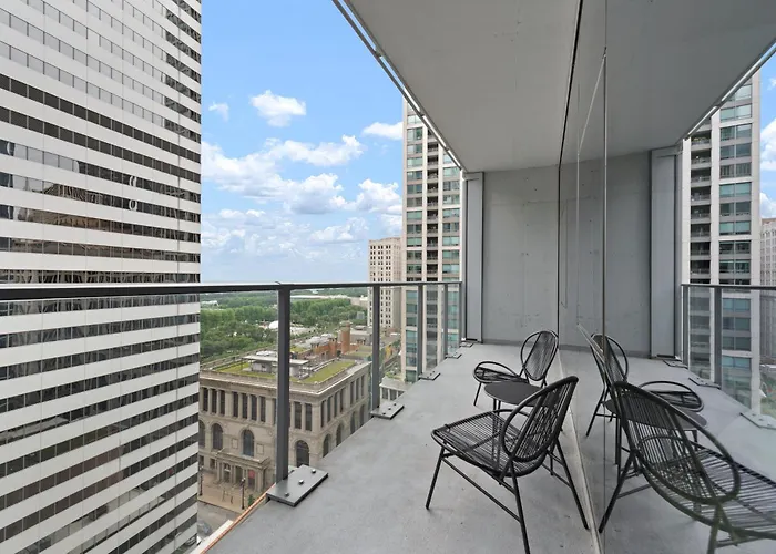 Apartment Premier Penthouses And With Captivating Views Of Millennium Park *